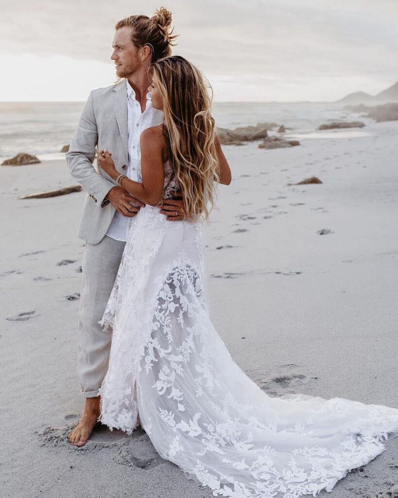 Cape Town wedding planner at Misty Cliffs beach for a beach styled wedding with Alina Shalin